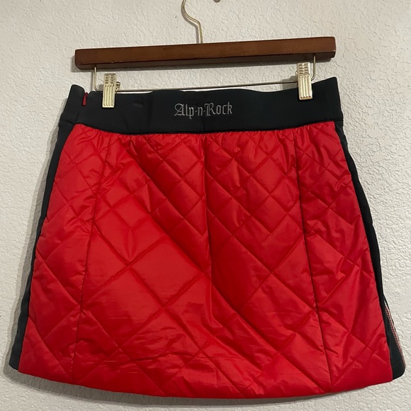 Alp n rock down skirt - Picture 4 of 4